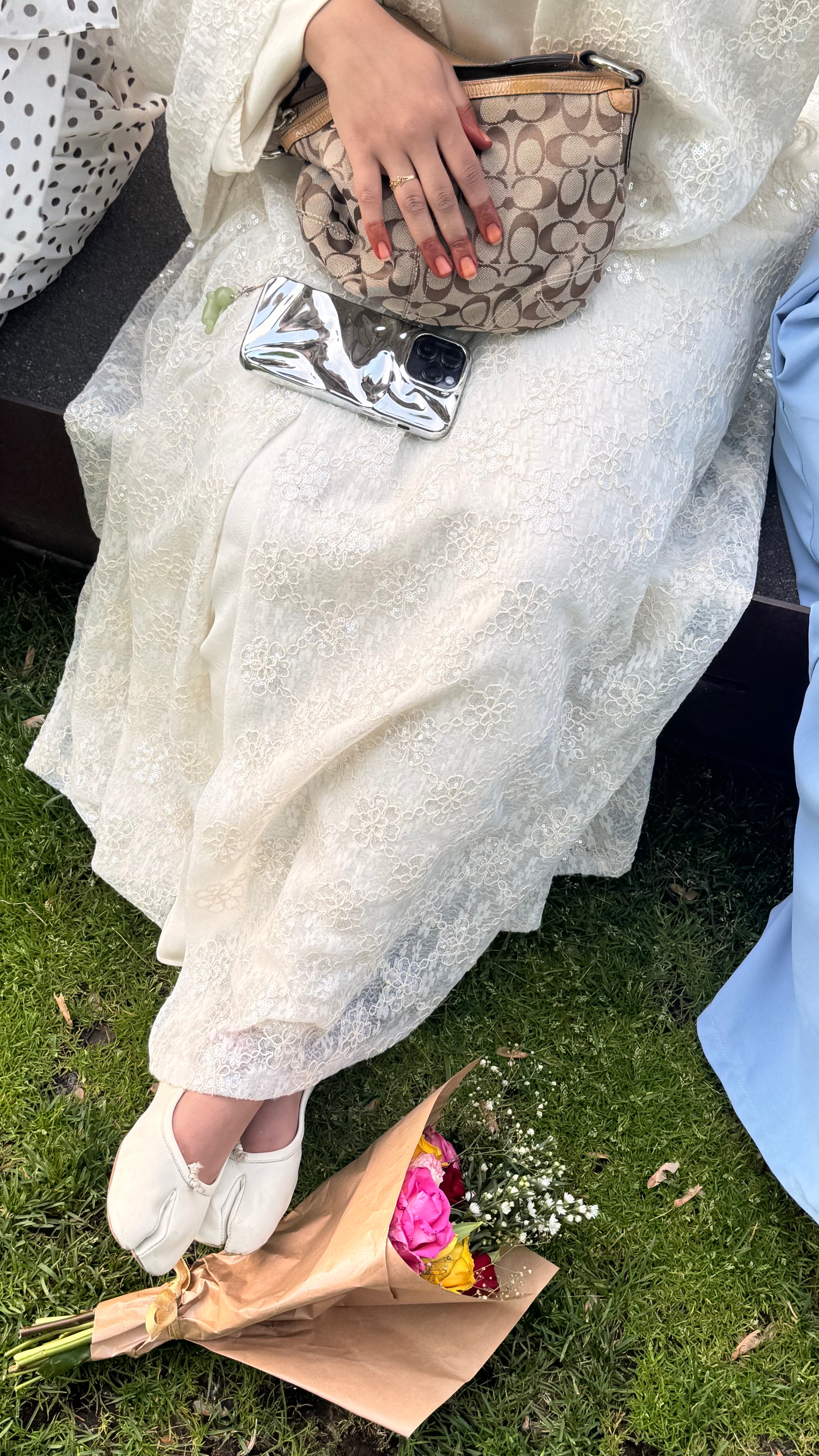 Cream Floral Shimmer
