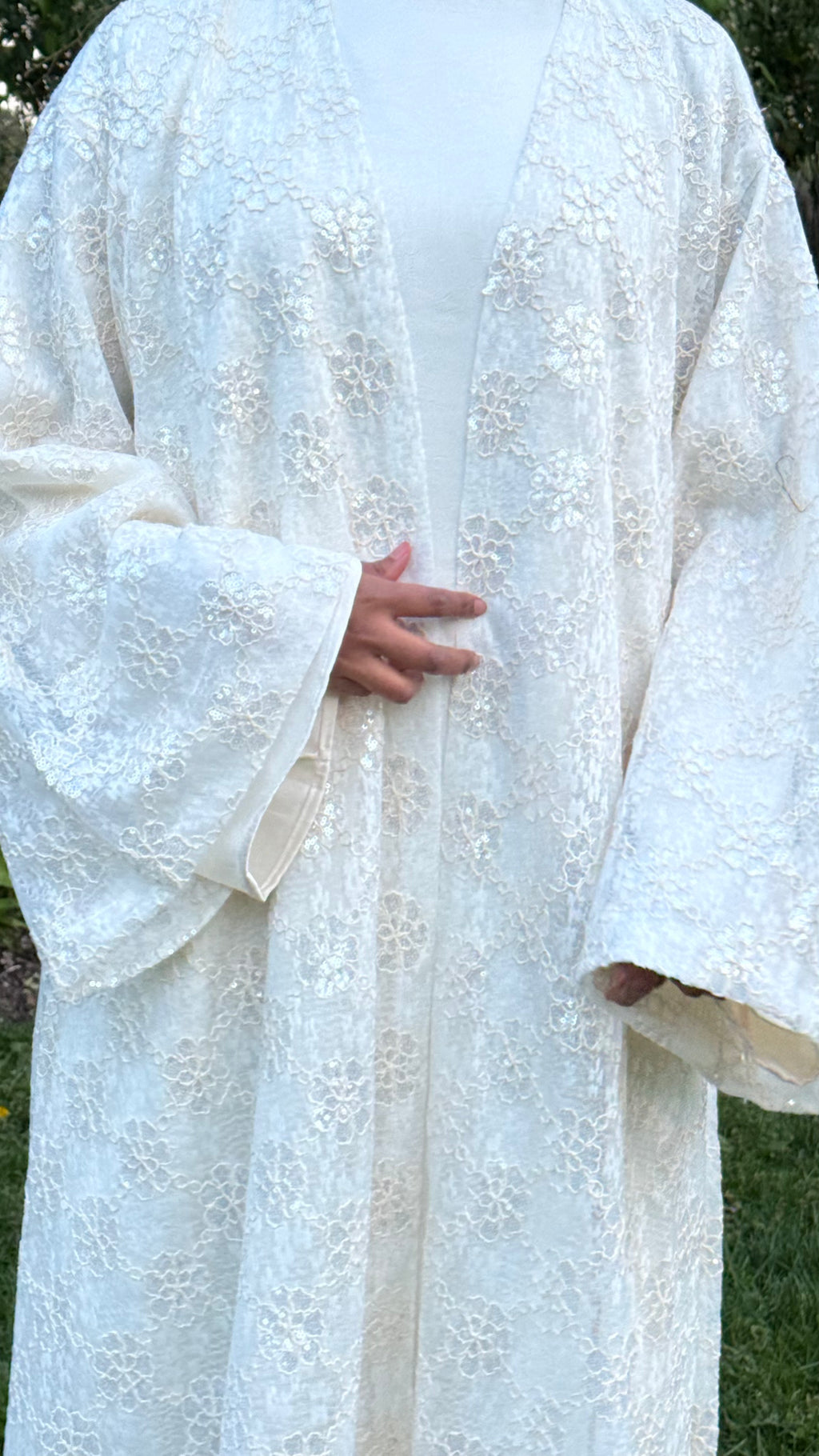 Cream Floral Shimmer