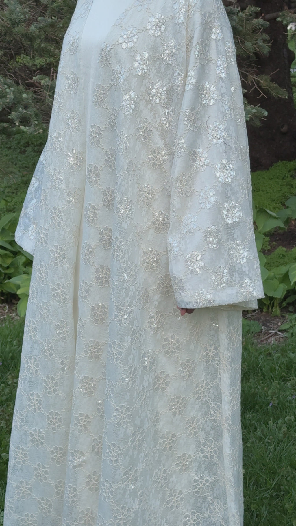Cream Floral Shimmer
